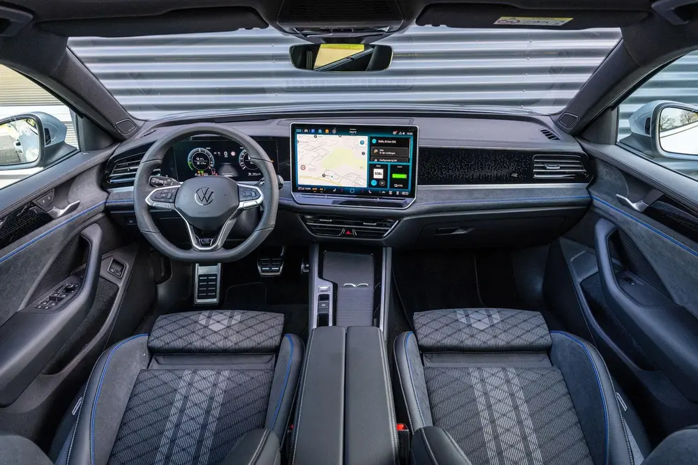 Volkswagen Passat Variant 1.5 eHybrid 204pk R-Line Edition | uit 2026, foto 5