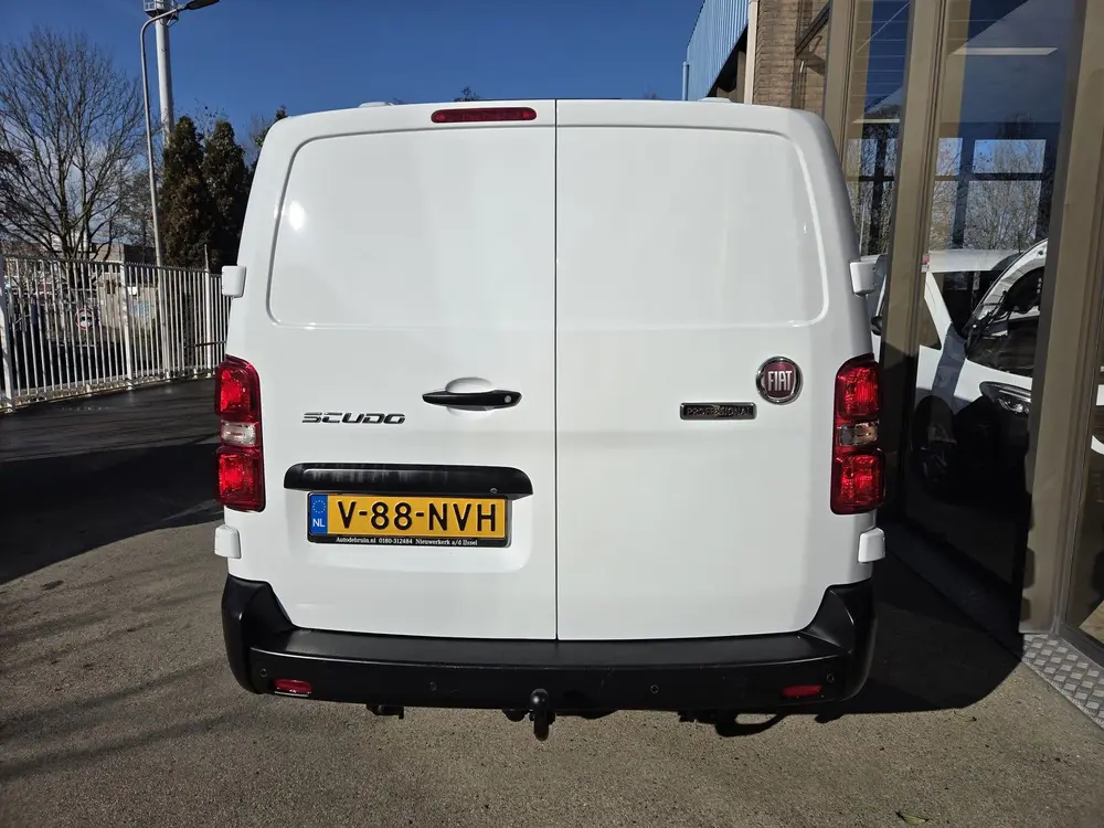 Opel Vivaro uit 2022, foto 6