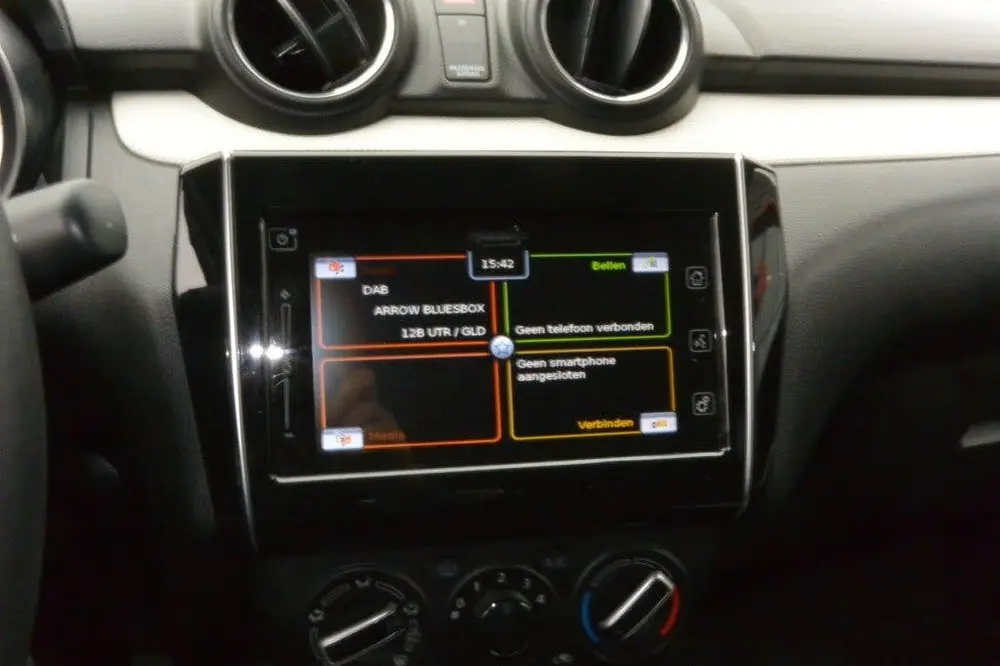 Suzuki Swift 1.2 Select 5-deurs Airco uit 2019, foto 16