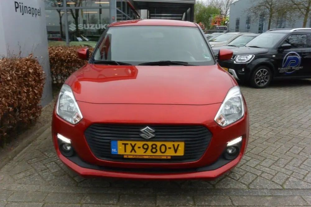 Suzuki Swift 1.2 Select 5-deurs Airco uit 2019, foto 2
