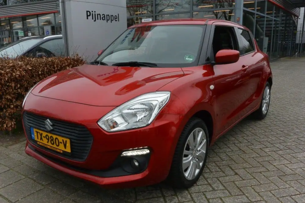Suzuki Swift 1.2 Select 5-deurs Airco uit 2019, foto 3