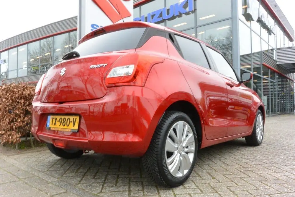 Suzuki Swift 1.2 Select 5-deurs Airco uit 2019, foto 7