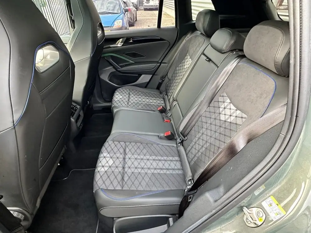 Volkswagen Tiguan 1.5 eTSI R-Line Business uit 2024, foto 7