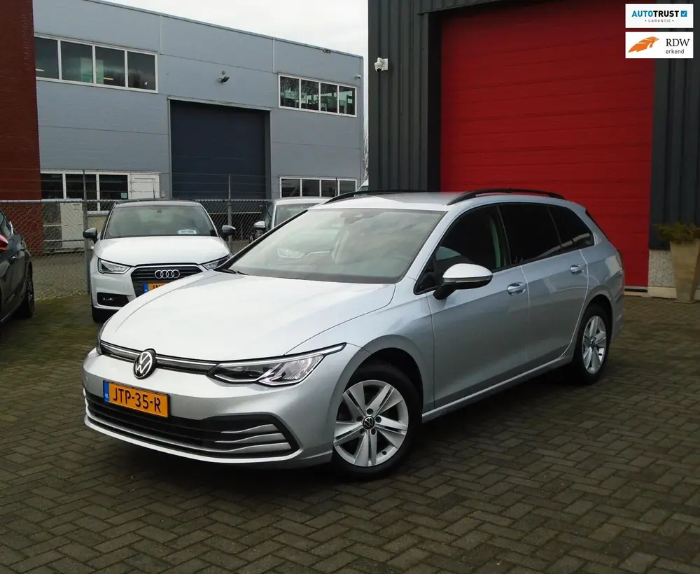 Volkswagen Golf 1.0 eTSI Life BusinessAutomaat,Cruise. uit 2020