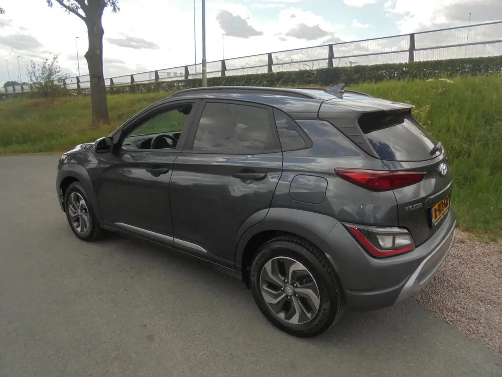 Hyundai KONA Hyundai Kona 1.6 GDI Hybrid airco trekhaak uit 2022, foto 2