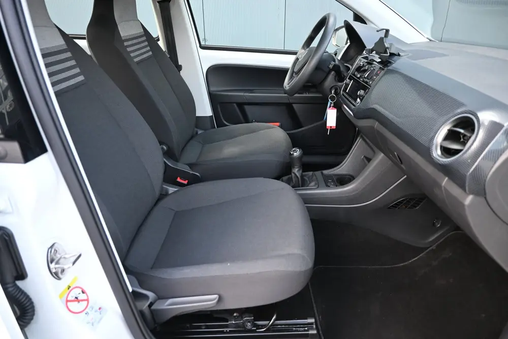 Volkswagen Up! 1.0 (bj 2023) uit 2023, foto 11