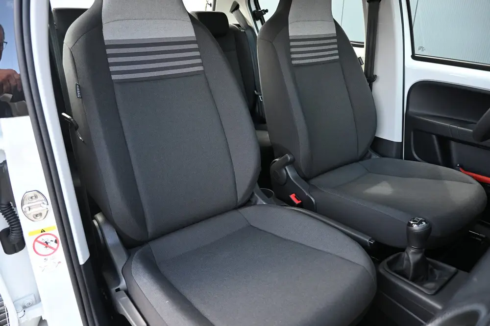 Volkswagen Up! 1.0 (bj 2023) uit 2023, foto 12