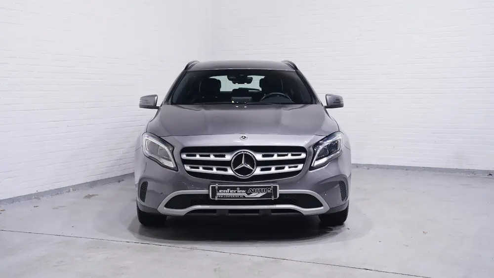 Mercedes-Benz GLA 180 Business Solution Limited Navi uit 2019, foto 2