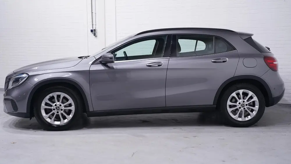 Mercedes-Benz GLA 180 Business Solution Limited Navi uit 2019, foto 4
