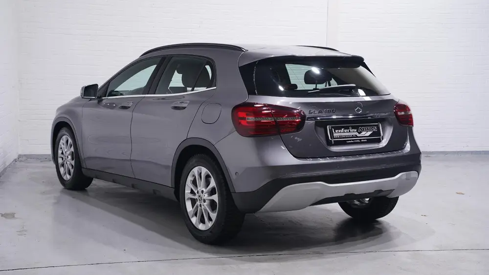 Mercedes-Benz GLA 180 Business Solution Limited Navi uit 2019, foto 7