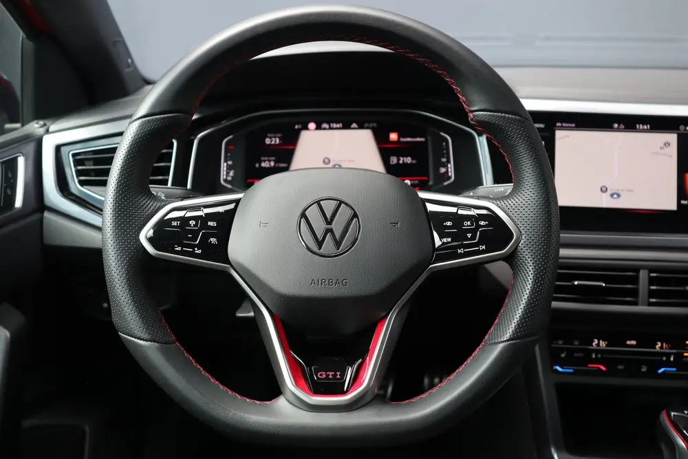 Volkswagen Polo 2.0 TSI GTI DSG, Pano Beats, Keyless uit 2023, foto 10