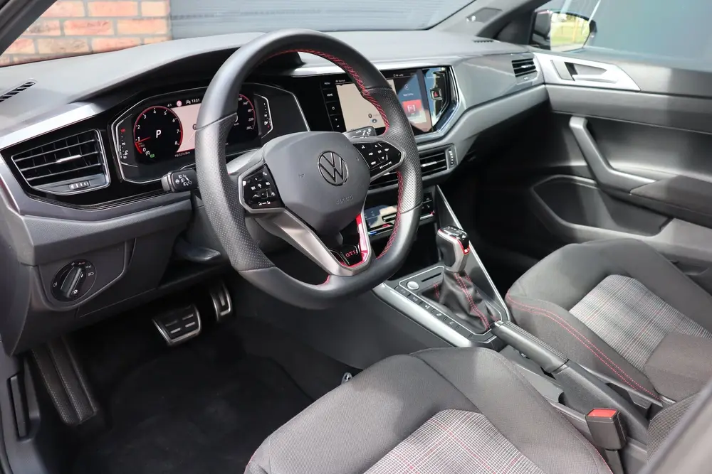 Volkswagen Polo 2.0 TSI GTI DSG, Pano Beats, Keyless uit 2023, foto 5