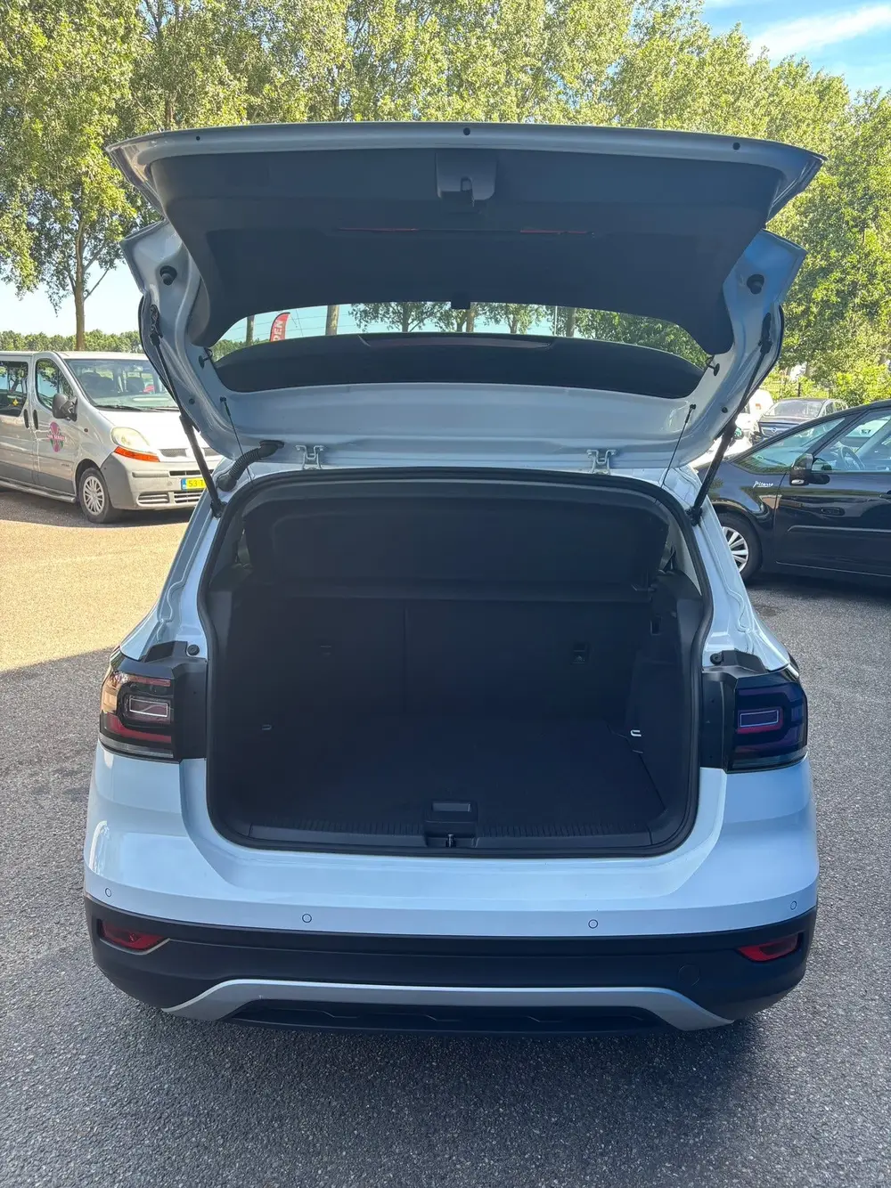 Volkswagen T-Cross 1.0 TSI T-Cross uit 2021, foto 12