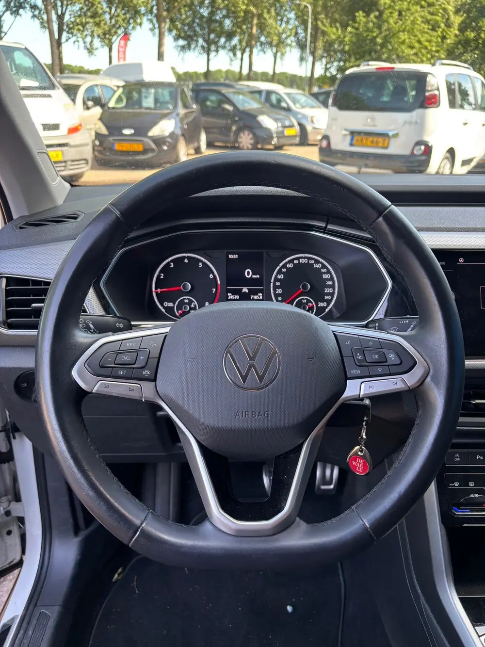 Volkswagen T-Cross 1.0 TSI T-Cross uit 2021, foto 17