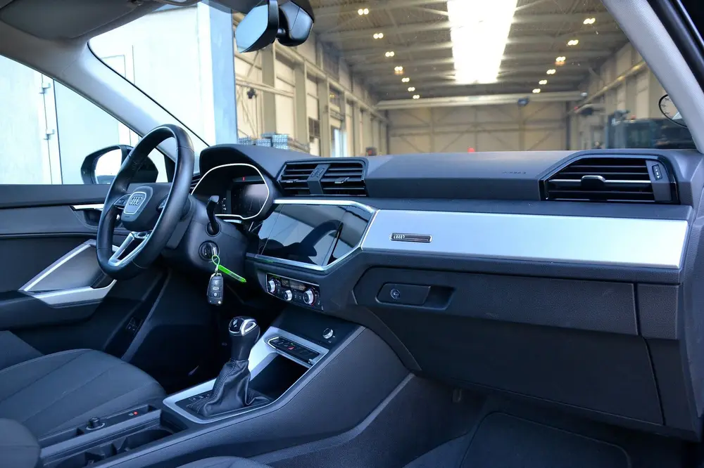 Audi Q3 45 TFSI e edition uit 2022, foto 11