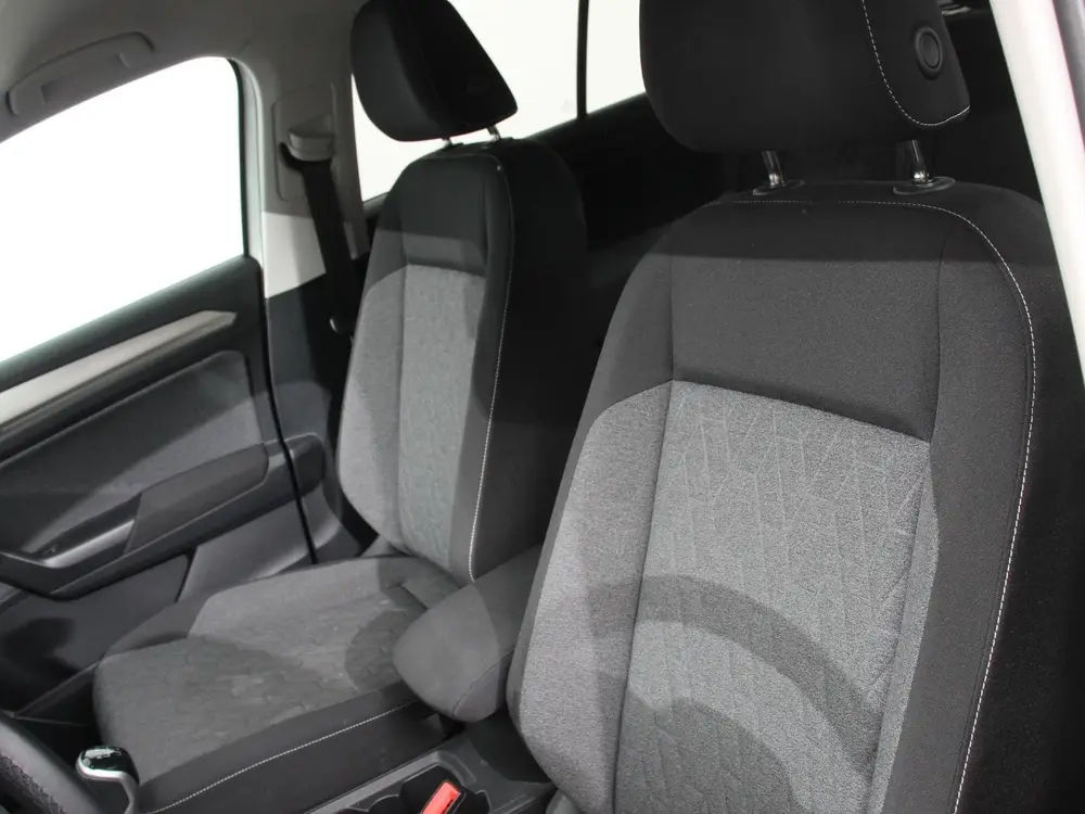 Volkswagen T-Roc 1.0 TSI 110pk Move Navigatie Apple Carpla/A uit 2023, foto 11