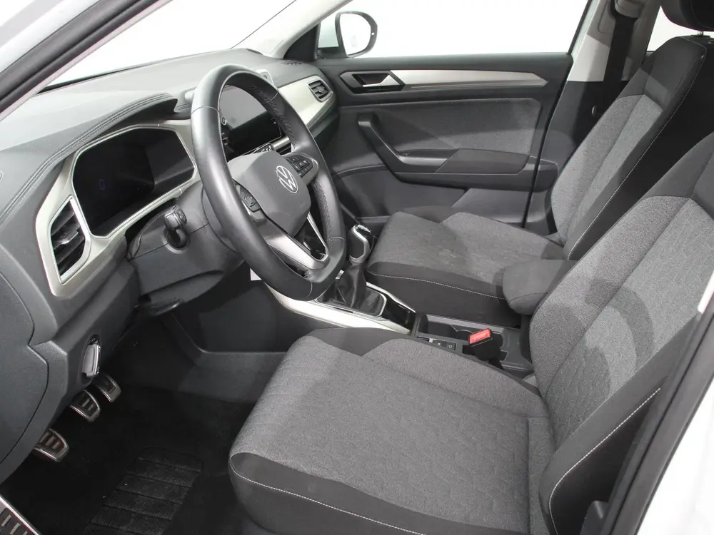 Volkswagen T-Roc 1.0 TSI 110pk Move Navigatie Apple Carpla/A uit 2023, foto 3