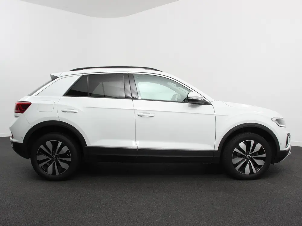 Volkswagen T-Roc 1.0 TSI 110pk Move Navigatie Apple Carpla/A uit 2023, foto 7