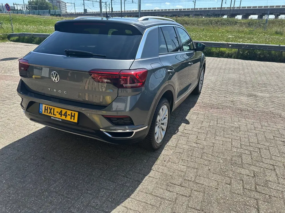 Volkswagen T-ROC 1.5 TSI AUTOMAAT uit 2019, foto 2