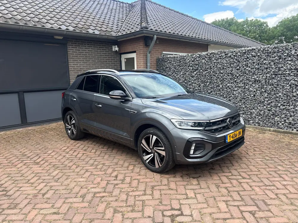 Volkswagen T-Roc 1.5 TSI R-Line Business uit 2023