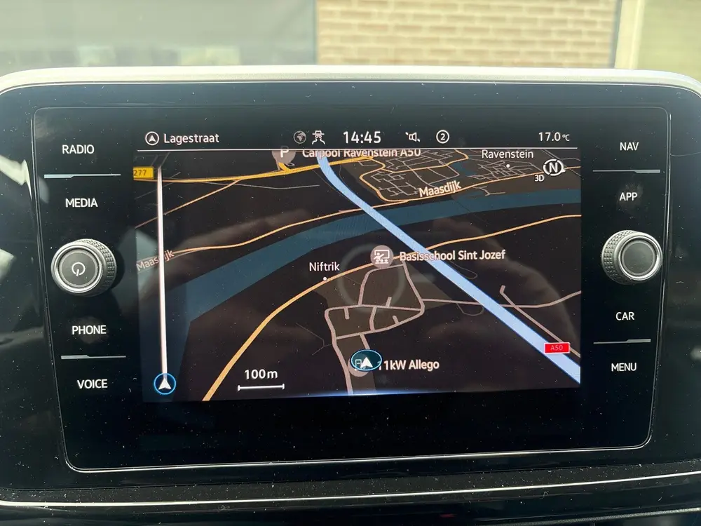 Volkswagen T-Roc 1.5 TSI R-Line Business uit 2023, foto 14