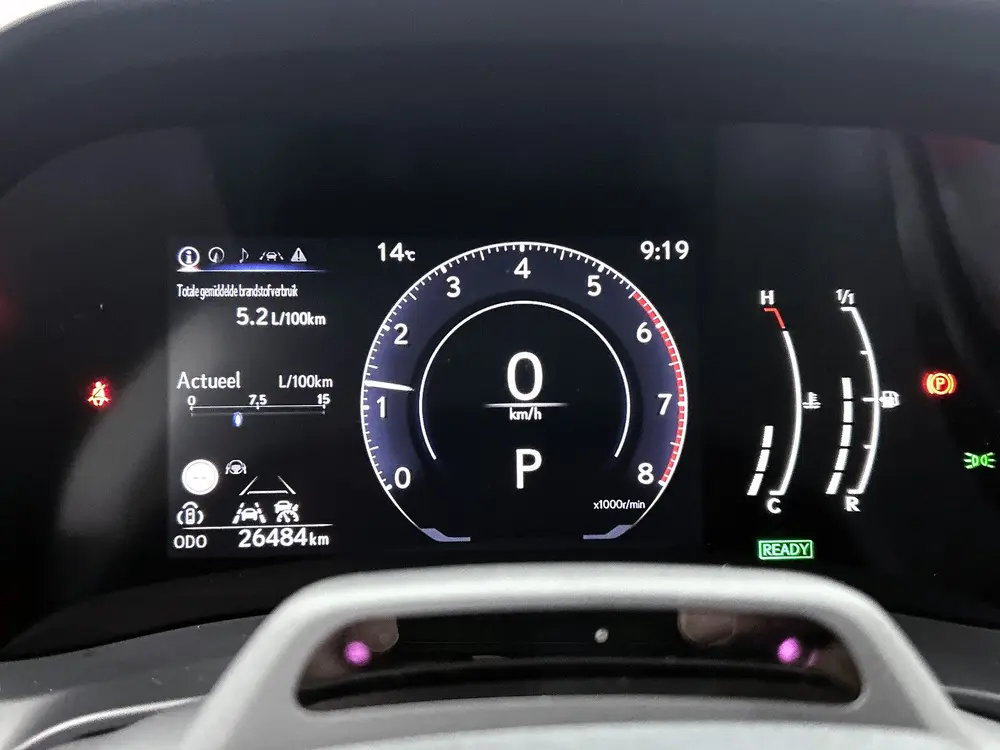 Lexus LBX Cool 2WD uit 2024, foto 5