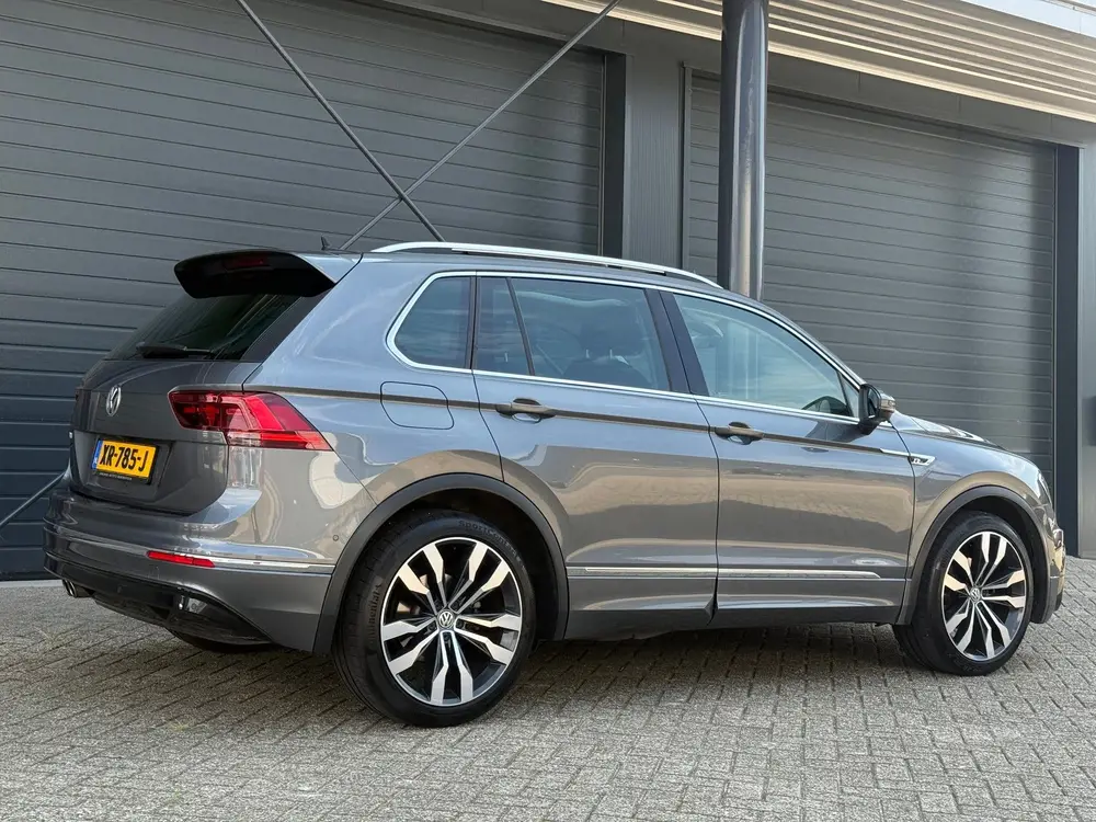 Volkswagen Tiguan 1.5 TSI ACT Highline Business R-Line, Pano uit 2019, foto 2