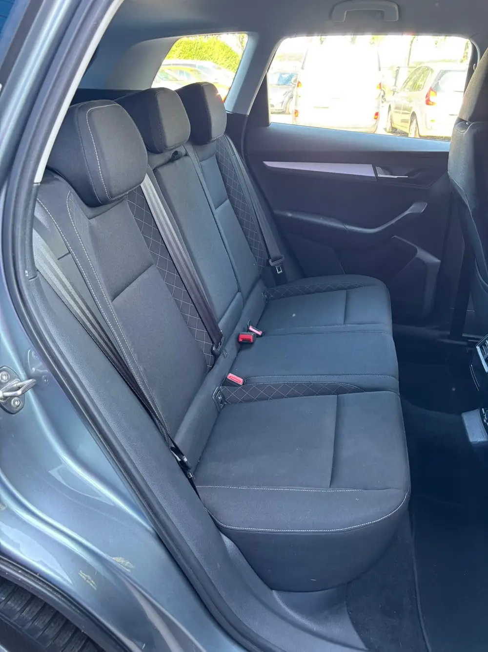 Skoda Karoq 1.5 TSI ACT Ambition Business uit 2019, foto 15