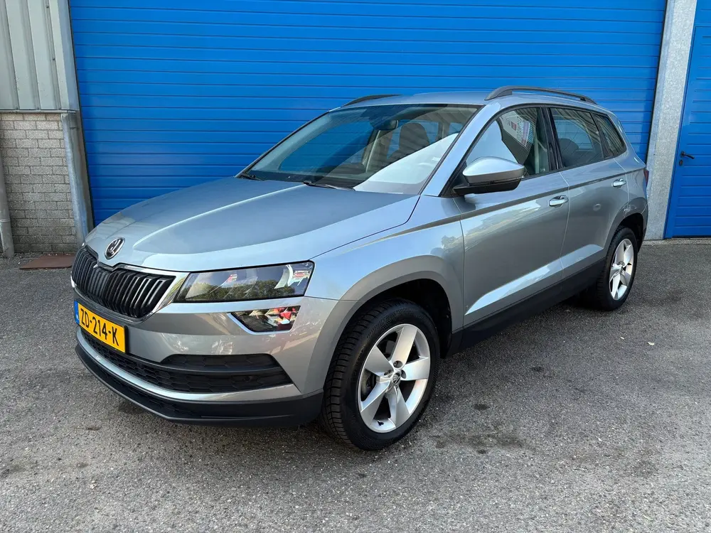 Skoda Karoq 1.5 TSI ACT Ambition Business uit 2019, foto 2