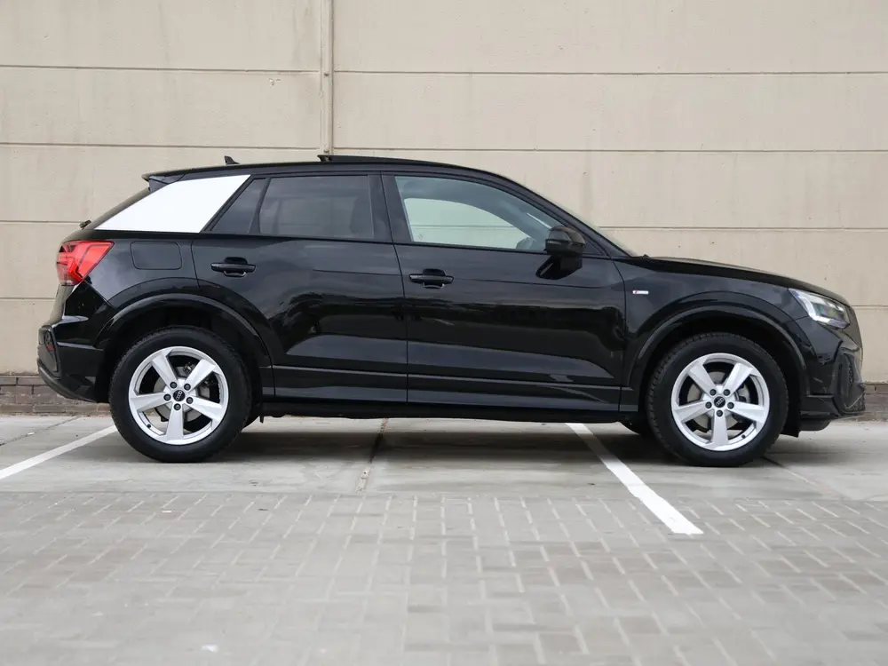 Audi Q2 35 TFSI S Edition uit 2025, foto 2