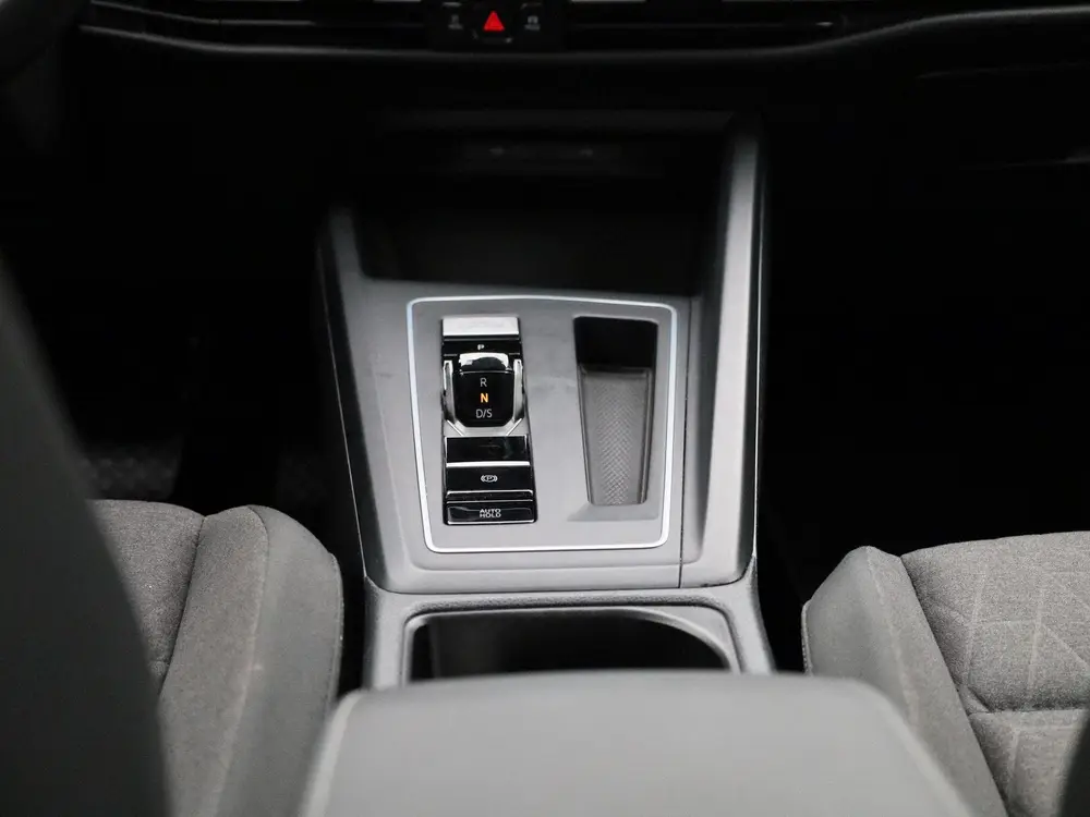 Volkswagen Golf 1.5 eHybrid Life Edition 204 PK| Origineel N uit 2025, foto 10