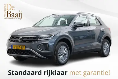 Volkswagen T-Roc 1.5 TSI Life | Climate control | Digitaal d uit 2023