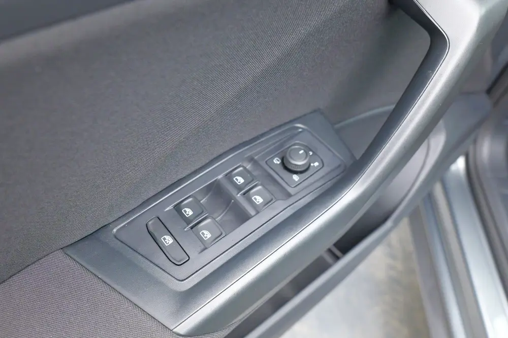Volkswagen T-Roc 1.5 TSI Life | Climate control | Digitaal d uit 2023, foto 11