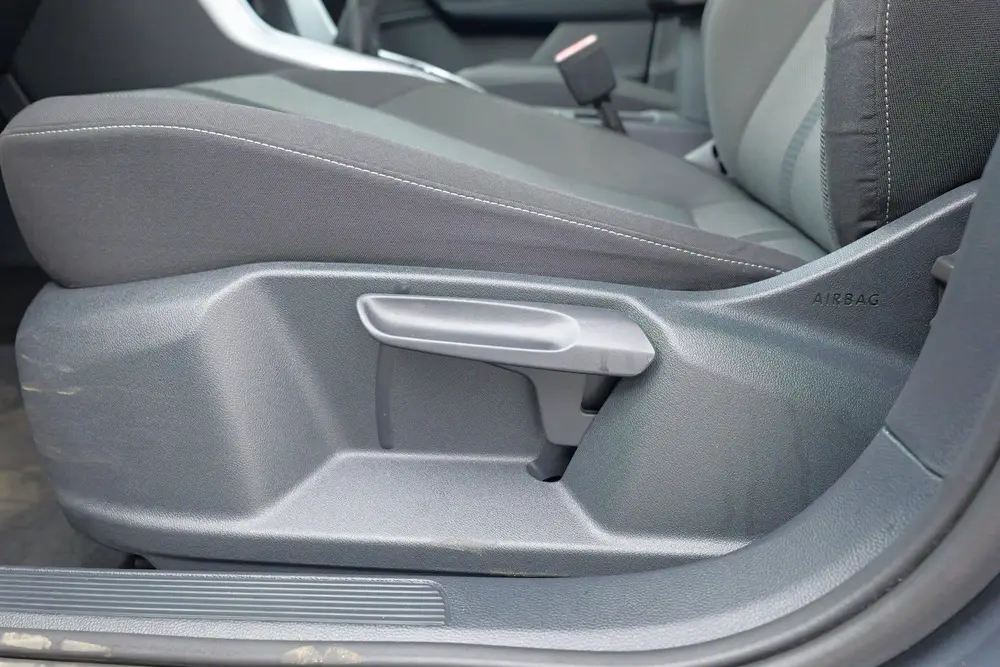 Volkswagen T-Roc 1.5 TSI Life | Climate control | Digitaal d uit 2023, foto 14