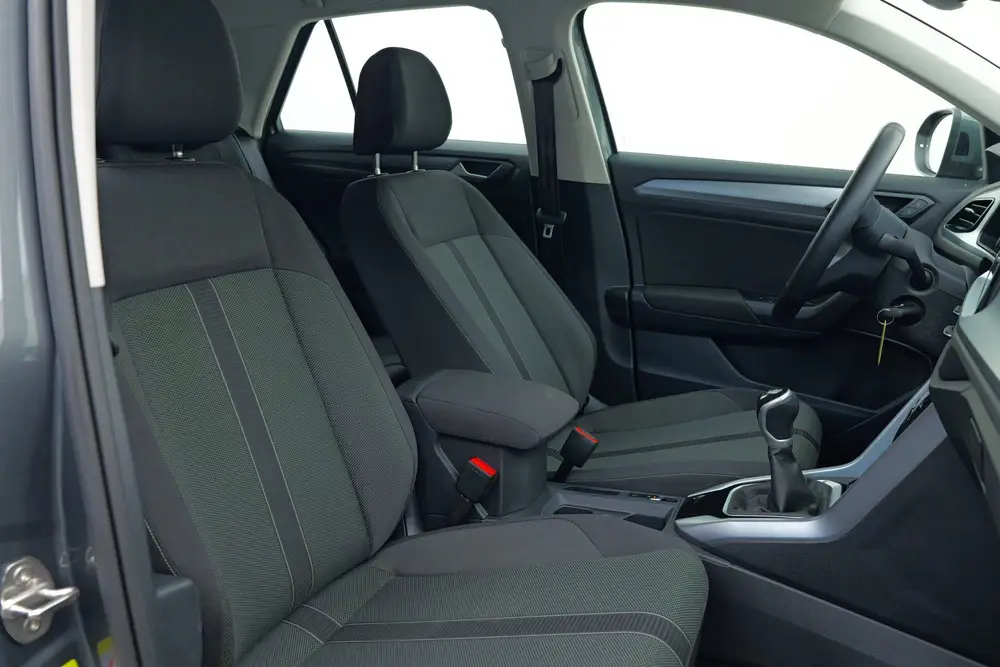 Volkswagen T-Roc 1.5 TSI Life | Climate control | Digitaal d uit 2023, foto 3