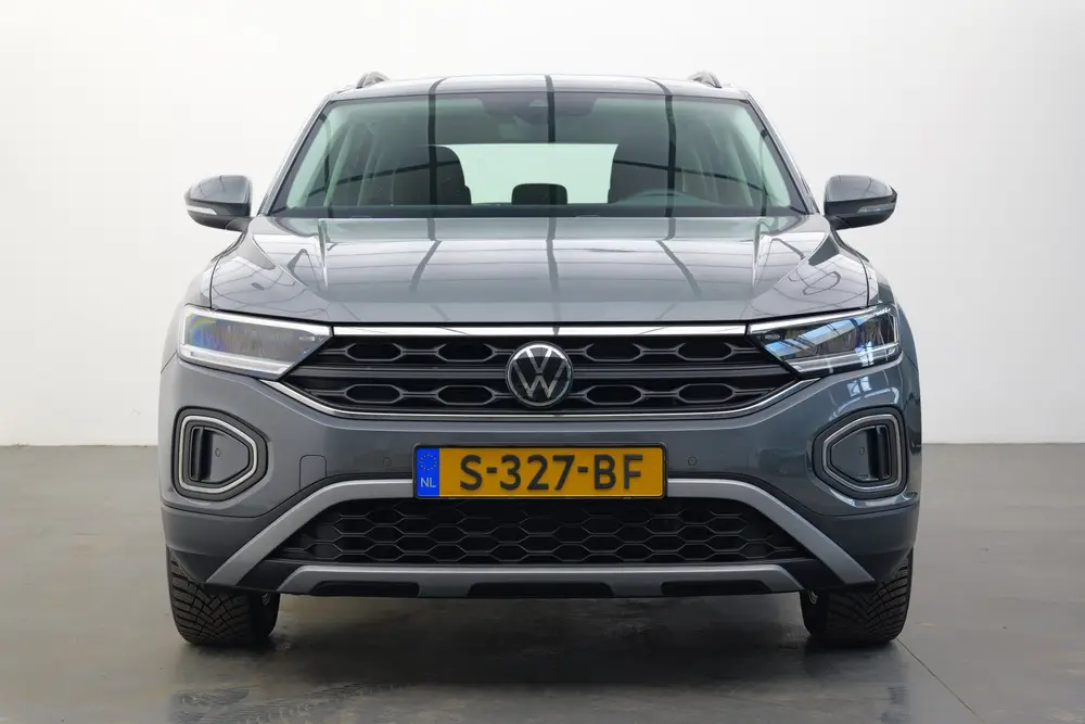 Volkswagen T-Roc 1.5 TSI Life | Climate control | Digitaal d uit 2023, foto 5