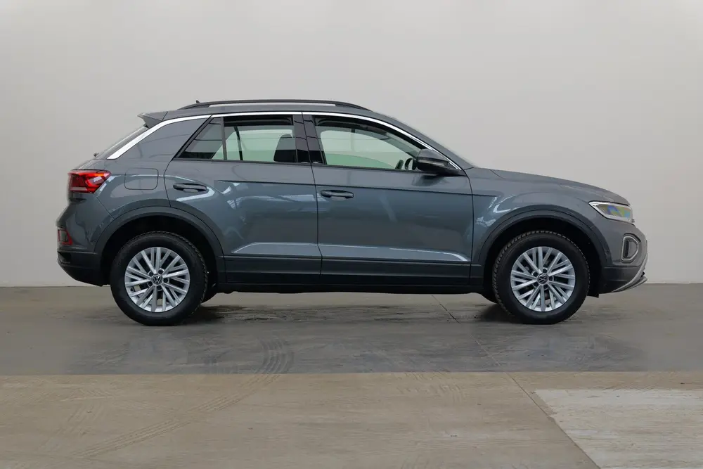 Volkswagen T-Roc 1.5 TSI Life | Climate control | Digitaal d uit 2023, foto 9