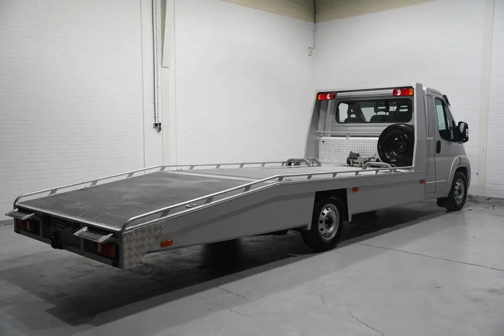 Fiat Ducato 2.2 Mjet 140 pk Autotransporter Tijhof BPM uit 2024, foto 3