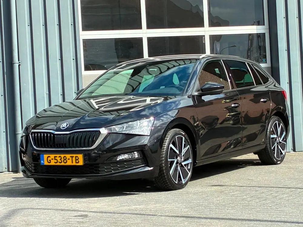Skoda Scala 1.5 TSI Sport Business Automaat Carplay Cl uit 2019