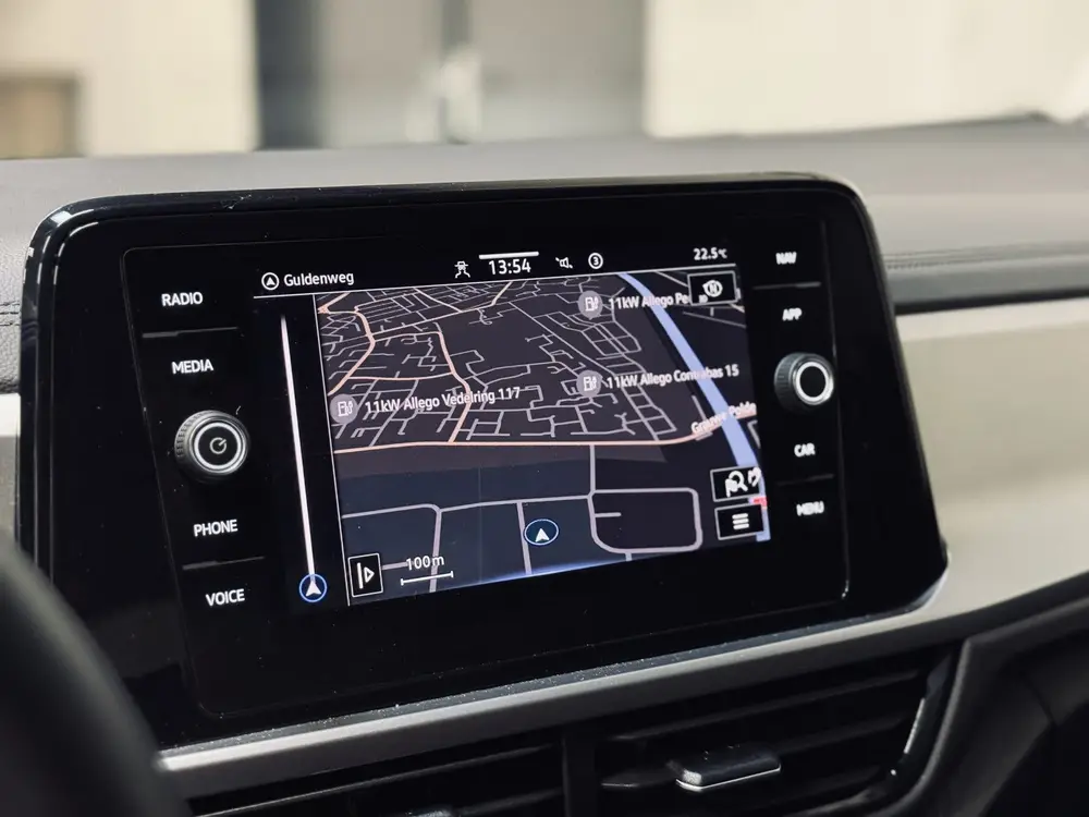 Volkswagen T-Roc 1.0 TSI Life | Camera | CarPlay | ACC uit 2024, foto 20