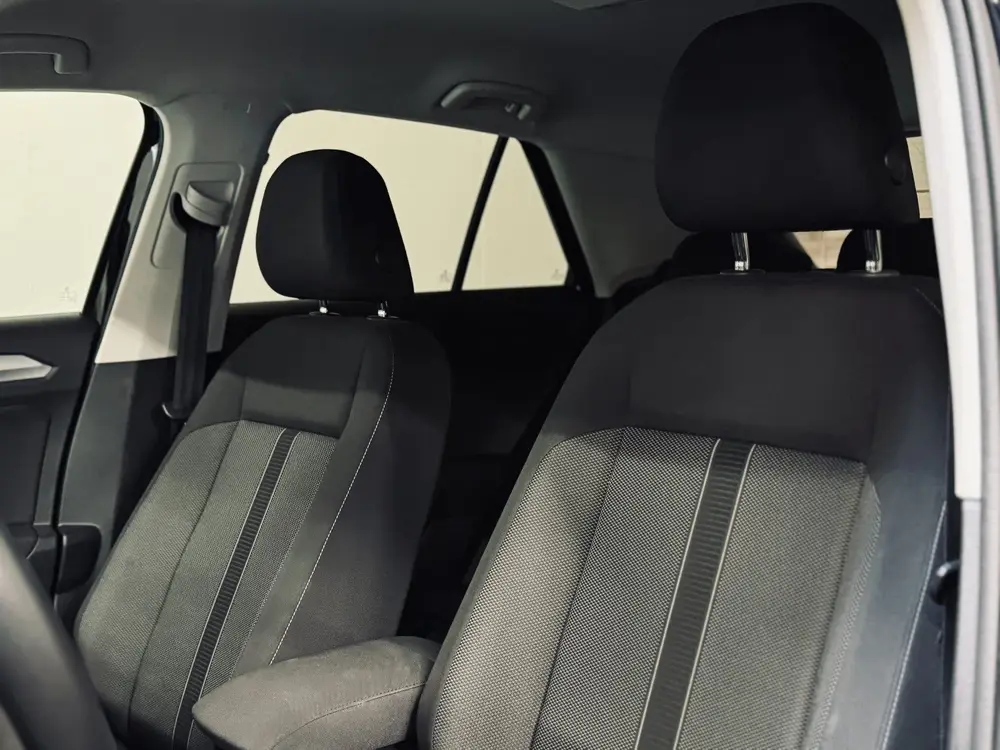 Volkswagen T-Roc 1.0 TSI Life | Camera | CarPlay | ACC uit 2024, foto 4