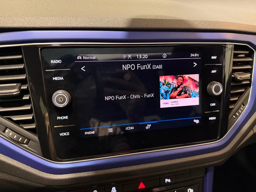 Volkswagen T-Roc 2.0 TSI 4Motion R AKRA|BEATS|PANO uit 2021, foto 19