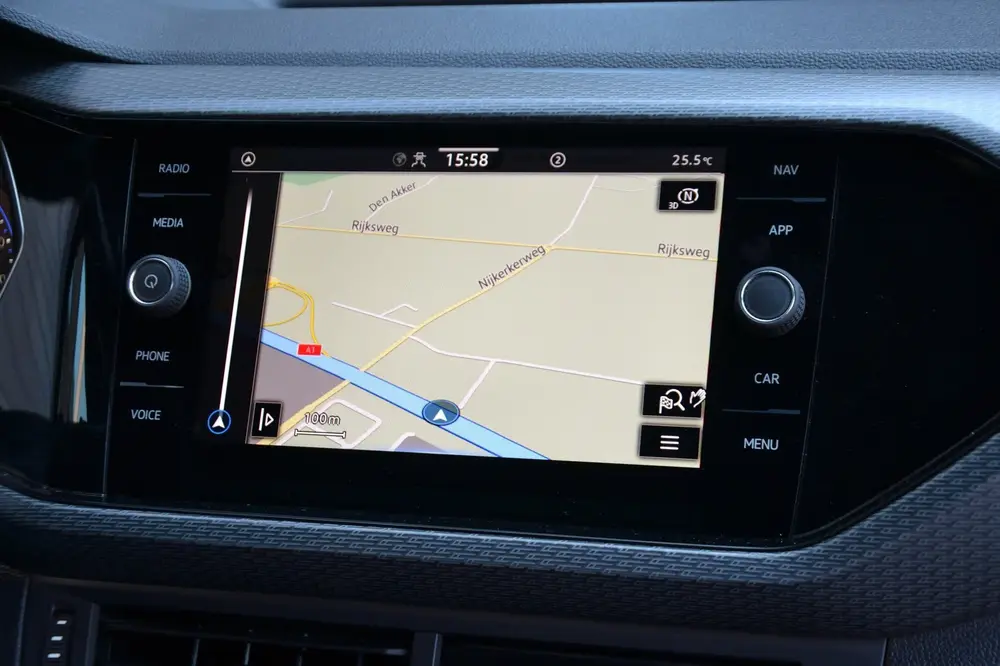 Volkswagen T-Cross 1.0 TSI R-Line Automaat | Navigatie | ACC uit 2023, foto 12