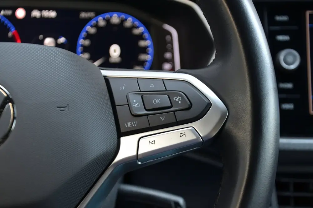 Volkswagen T-Cross 1.0 TSI R-Line Automaat | Navigatie | ACC uit 2023, foto 17