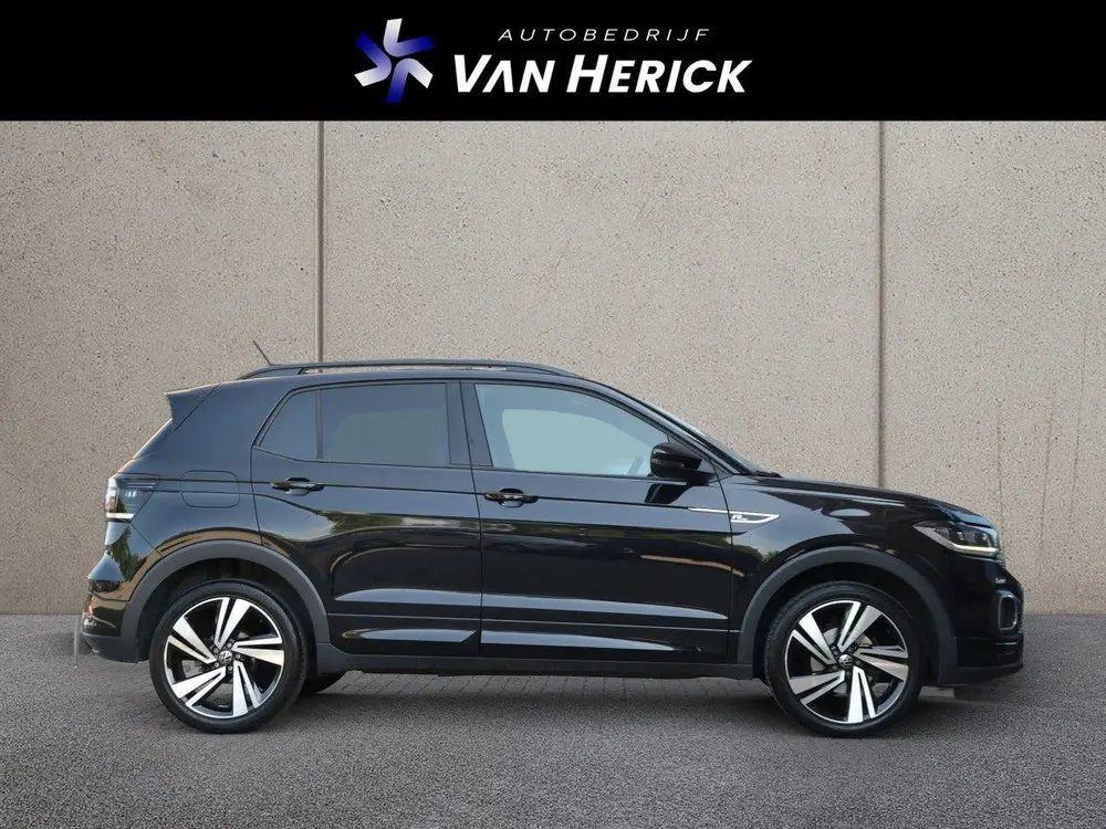 Volkswagen T-Cross 1.0 TSI R-Line Automaat | Navigatie | ACC uit 2023, foto 3