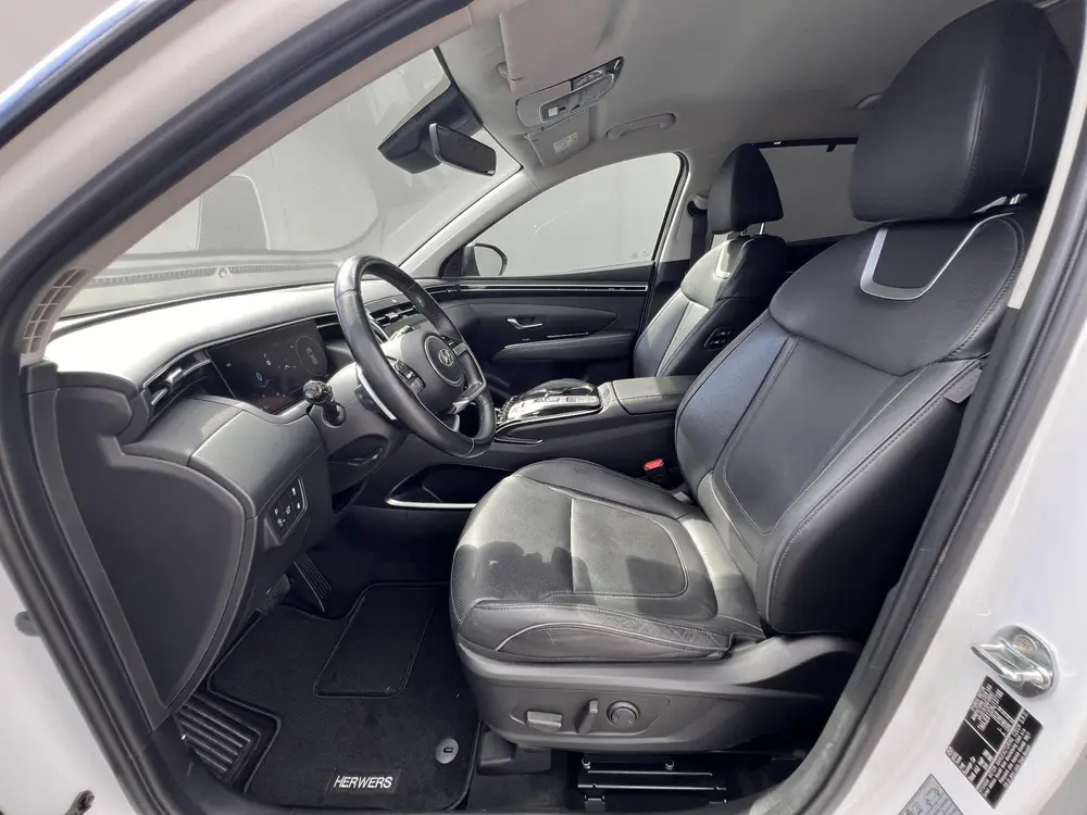 Hyundai TUCSON 1.6 T-GDI PHEV Premium 4WD uit 2022, foto 10