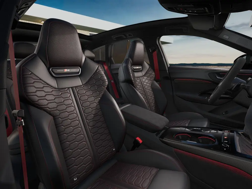 Audi RS5 e-hybrid 639pk quattro uit 2026, foto 6