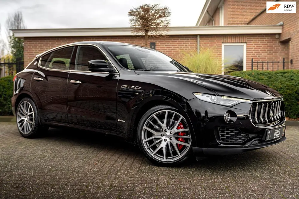Maserati Levante 3.0 V6 S TwinTurbo AWD GranSport 430 PK Led uit 2019