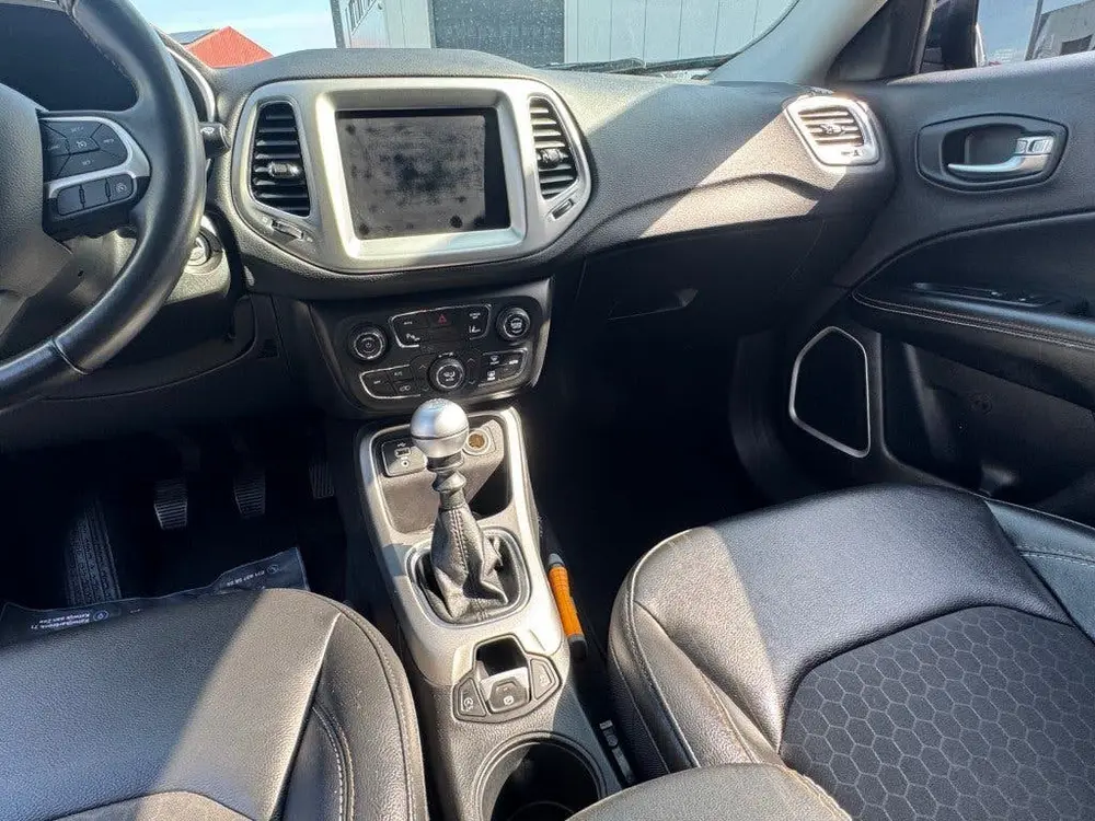 Jeep Compass 1.4 M.AIR LONGITUDE uit 2019, foto 17