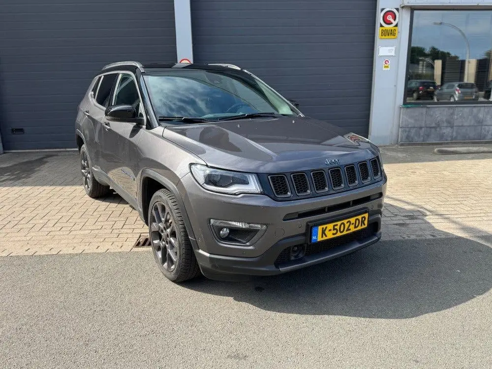 Jeep Compass 4xe 240 Plug-in Hybride Electric S uit 2020, foto 2